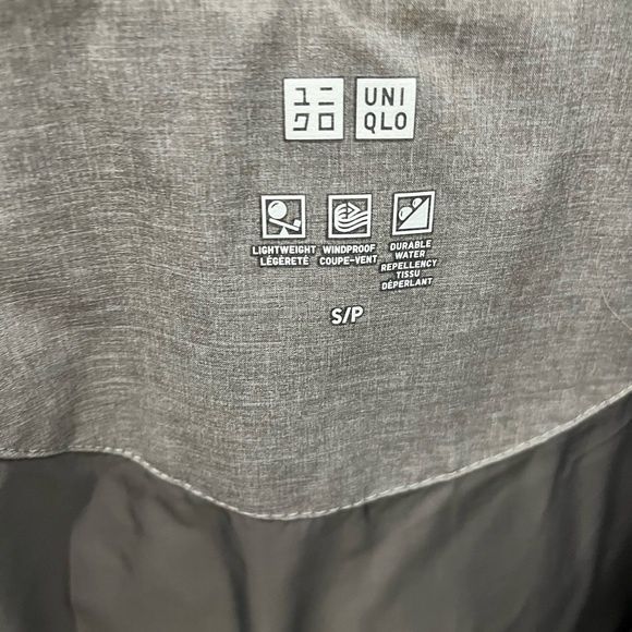 Uniqlo Seamless Down Coat in Charcoal Grey Small - Picture 3 of 5